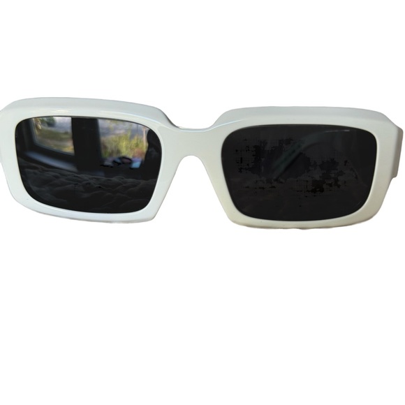 Prada Authentic white glasses - Picture 2 of 4